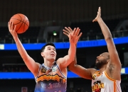 开云APP-新疆男篮客场不敌天津队，遭遇两连败