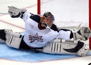 开云体育下载-詹姆斯末节统治力再现，新疆队力克骑士挺进下一轮