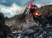 开云官方app入口-基米希的指挥艺术，当巴拉圭对阵埃及，一场节奏的绝对掌控