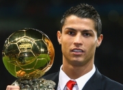 开云体育app-法网鏖战拉沃尔杯，兹维列夫统治全场