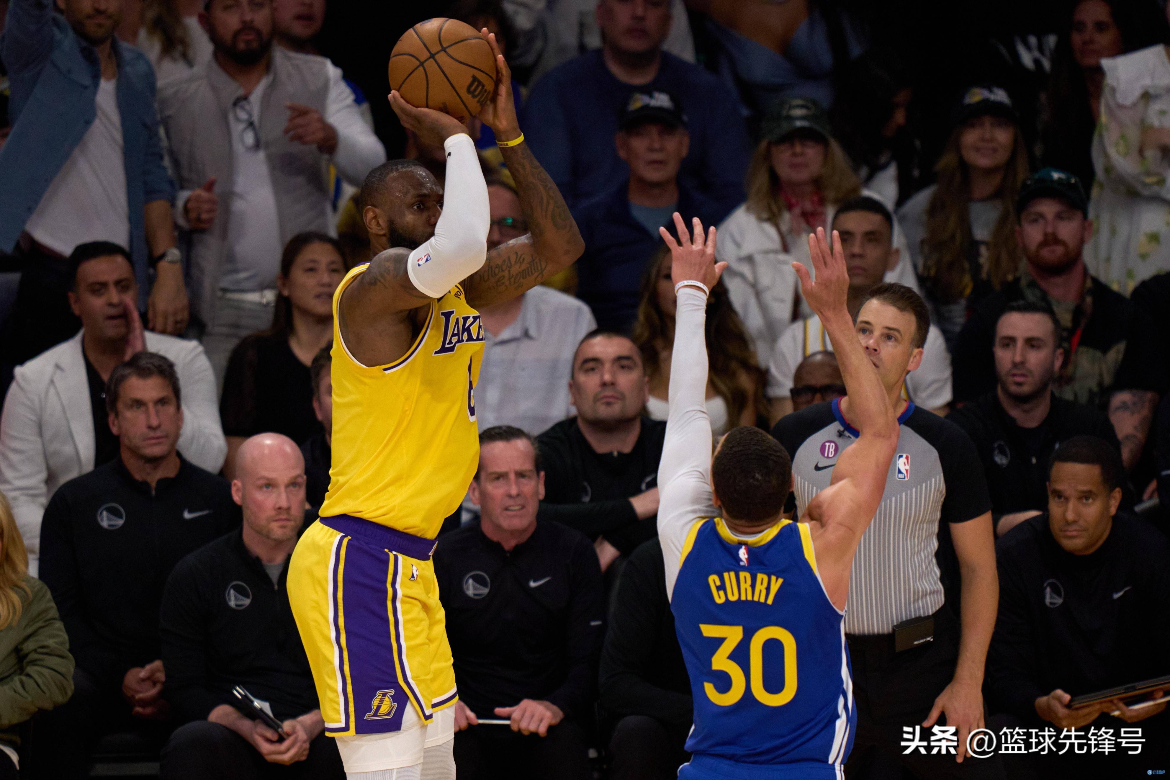 勇士负于热火,失去西部前四位置 勇士负于热火,失去西部前四位置