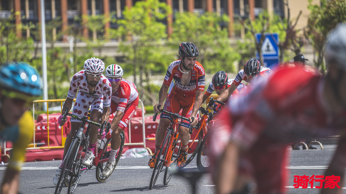 白俄罗斯国家队在比赛中力压群雄,赢得胜利 白俄罗斯国家队在比赛中力压群雄,赢得胜利