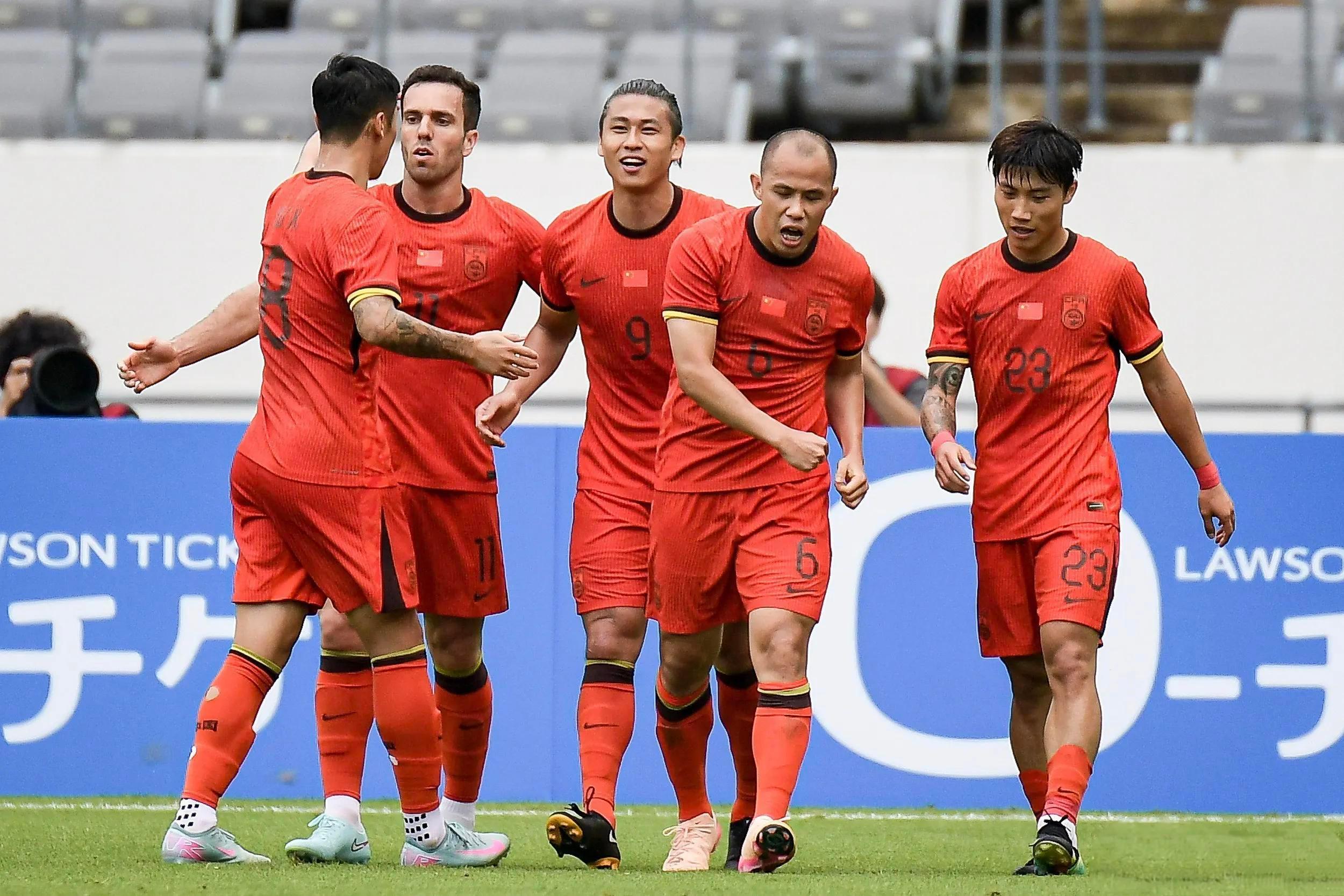 足球赛事场上球员实力对比尽显悬殊的简单介绍 足球赛事场上球员实力对比尽显悬殊的简单介绍