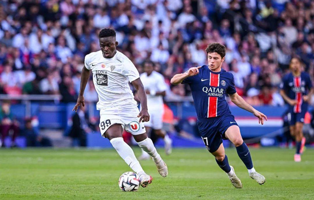 摩纳哥不敌里尔,法甲战绩稍显低迷的简单介绍 摩纳哥不敌里尔,法甲战绩稍显低迷的简单介绍