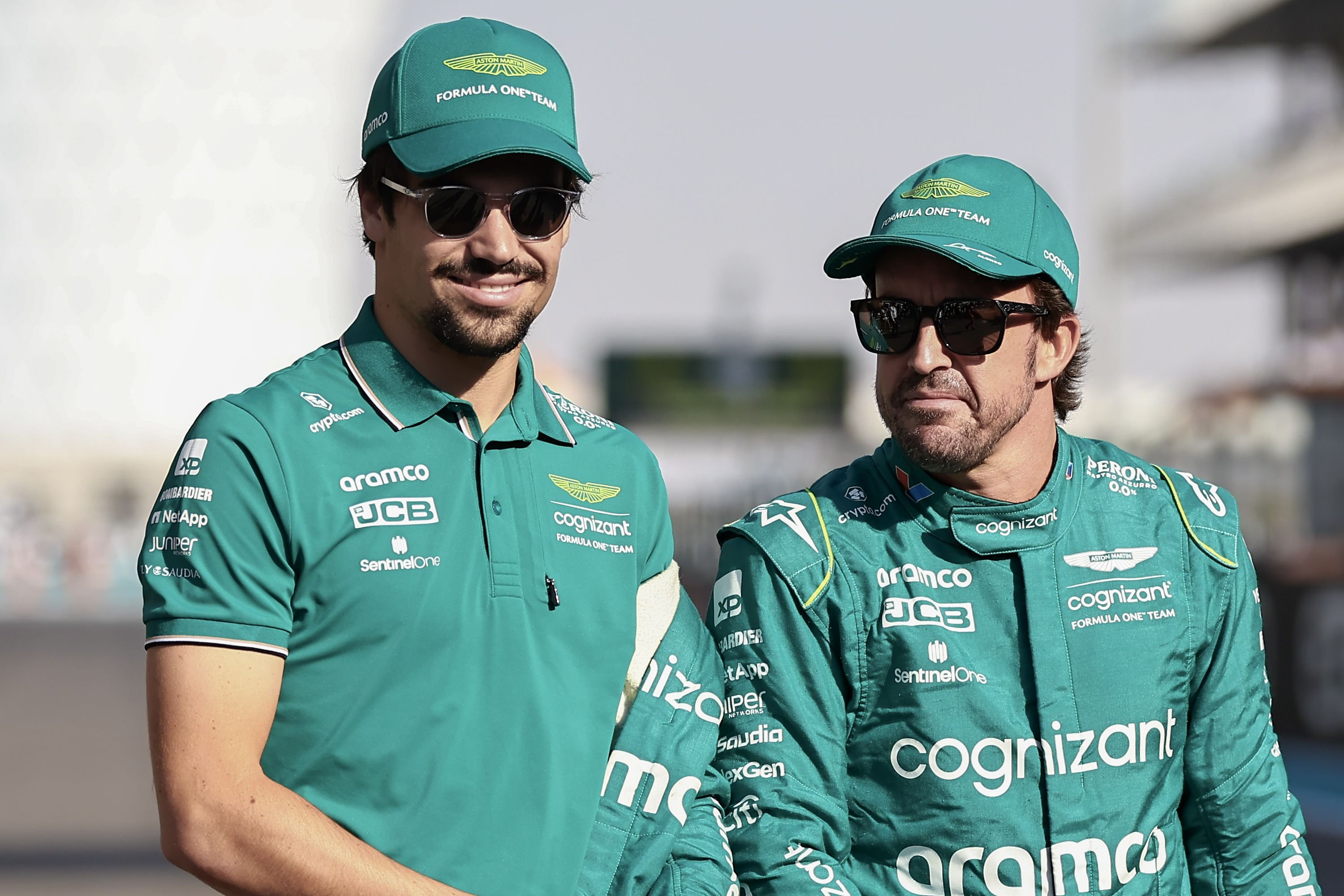 索伯车队力克红牛二队，塞恩斯刷新纪录的简单介绍