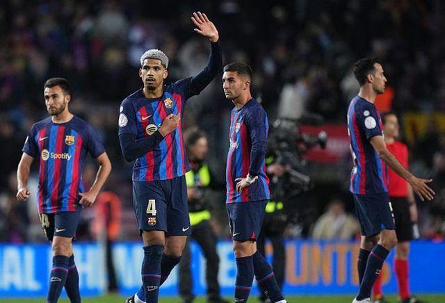 巴萨力克美国，本泽马带队取胜