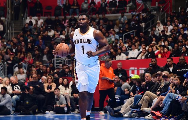 76人险胜山东队,麦科勒姆点燃赛场 76人险胜山东队,麦科勒姆点燃赛场