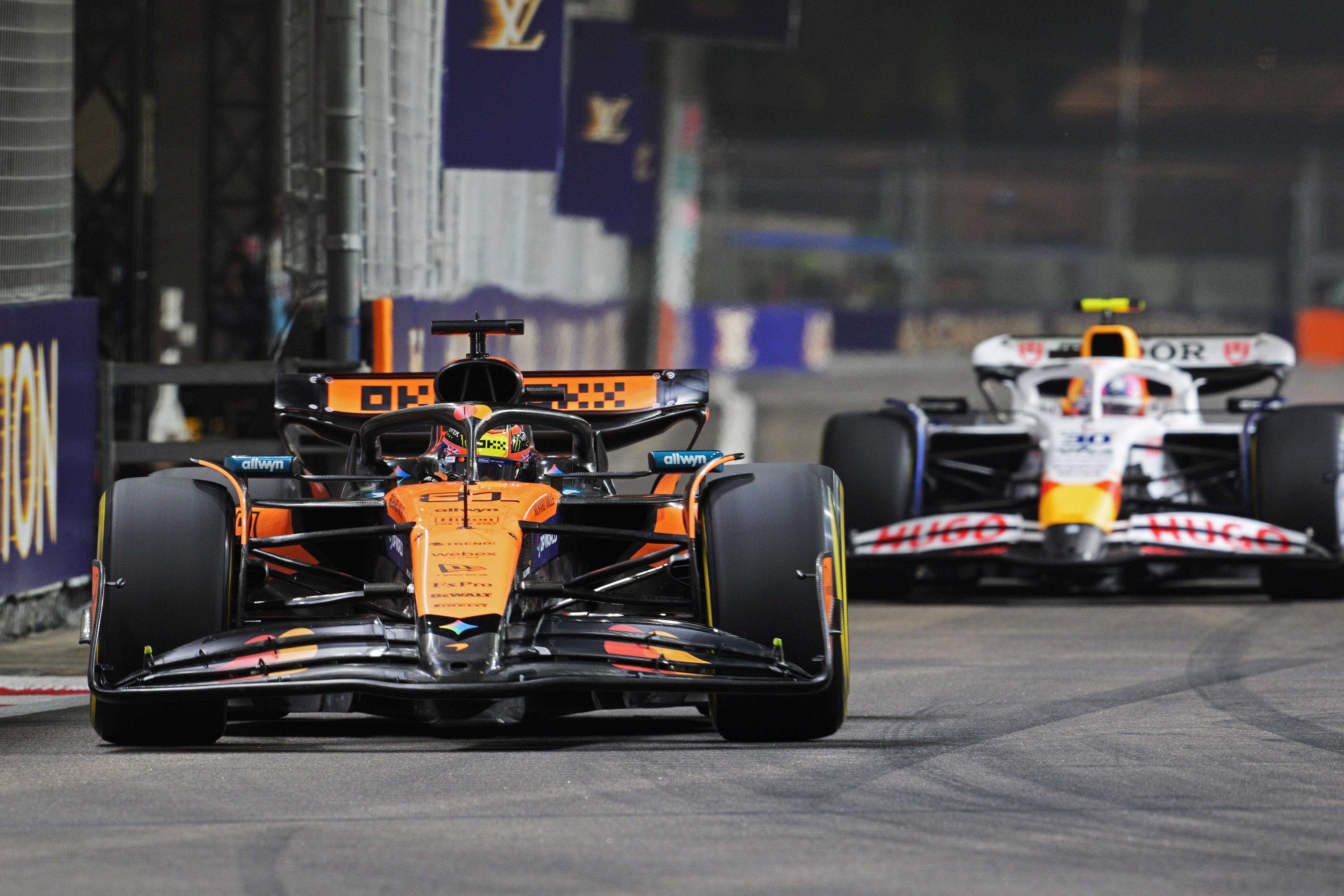 包含迈凯伦力克法拉利,诺里斯惊艳四座的词条 包含迈凯伦力克法拉利,诺里斯惊艳四座的词条