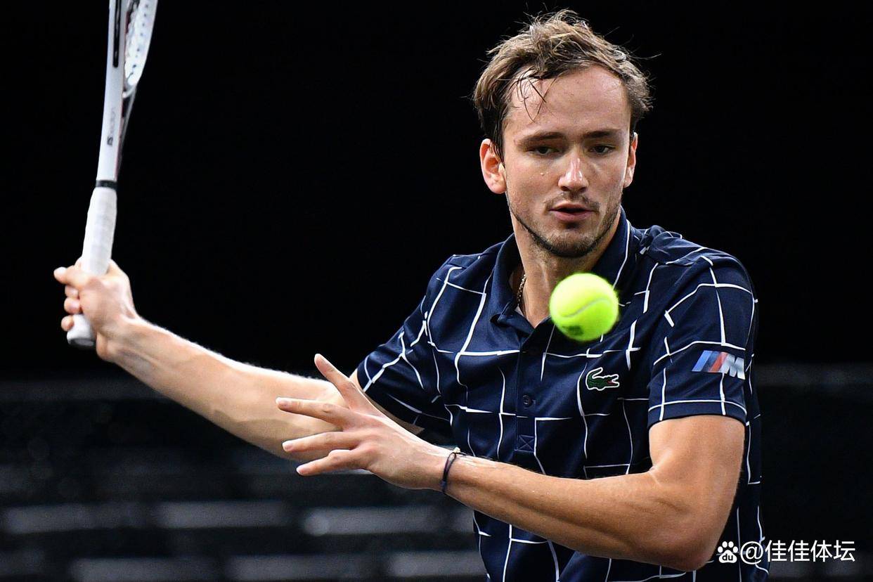 年终总决赛完胜蒙特卡洛大师赛，梅德韦杰夫关键制胜的简单介绍