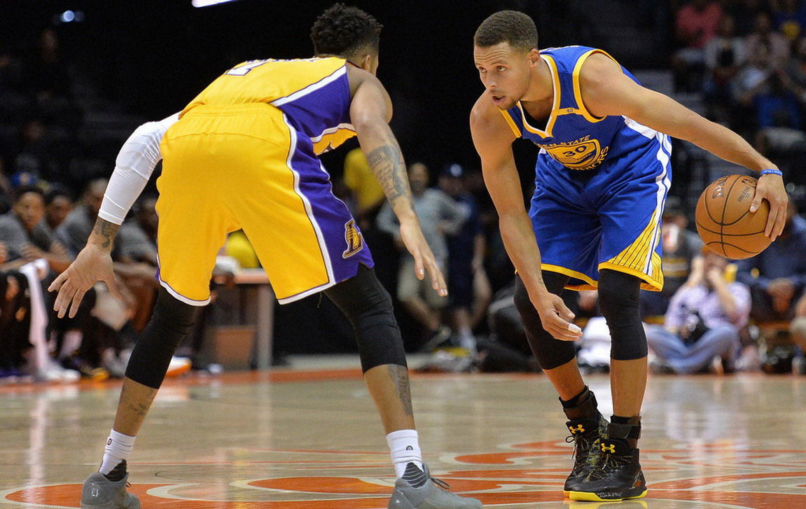 关于阿斯顿马丁碾压威廉姆斯，拉塞尔关键制胜的信息