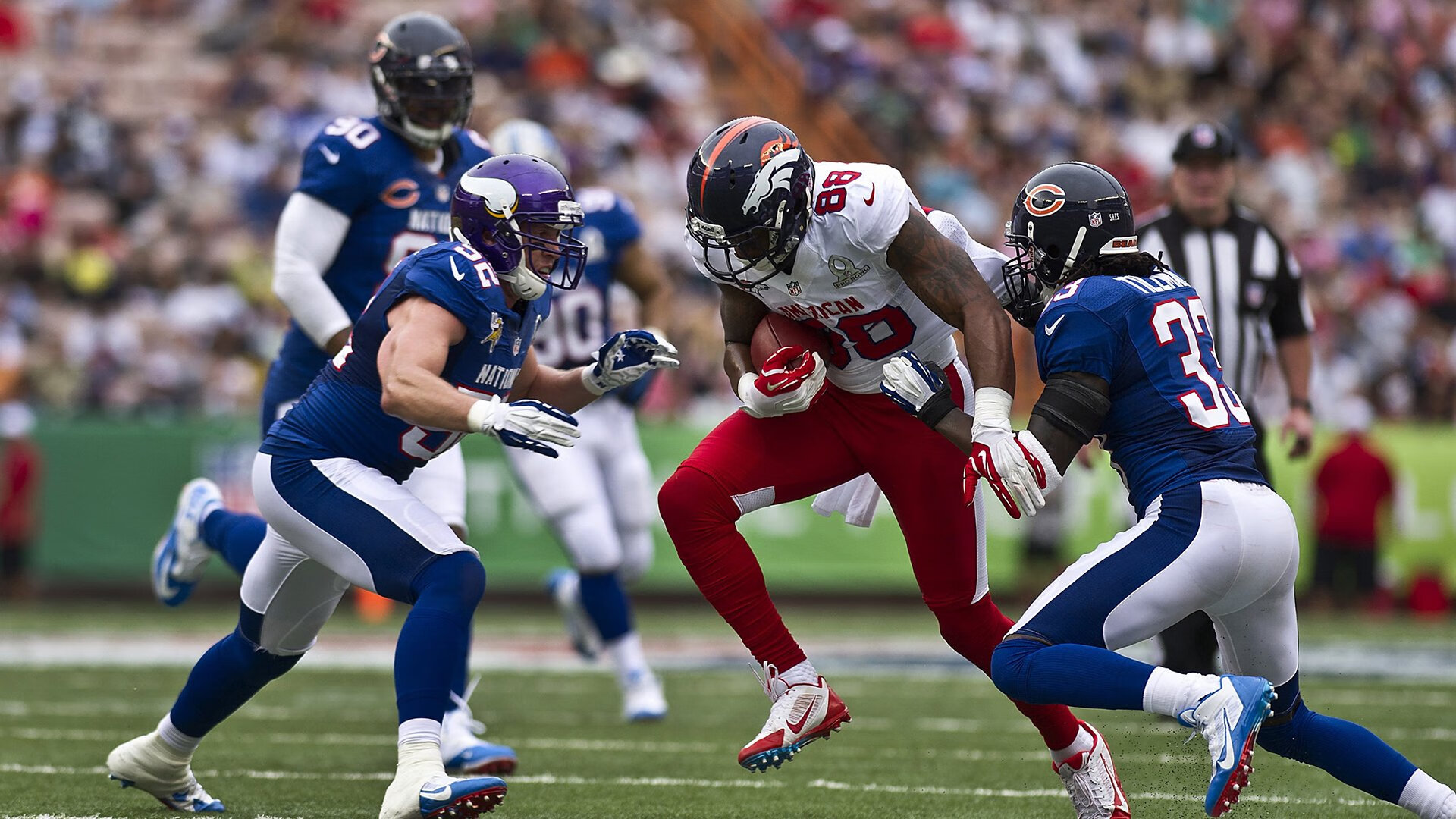 苏亚雷斯绝境爆发，乌拉圭生死战上演拜仁式胜利