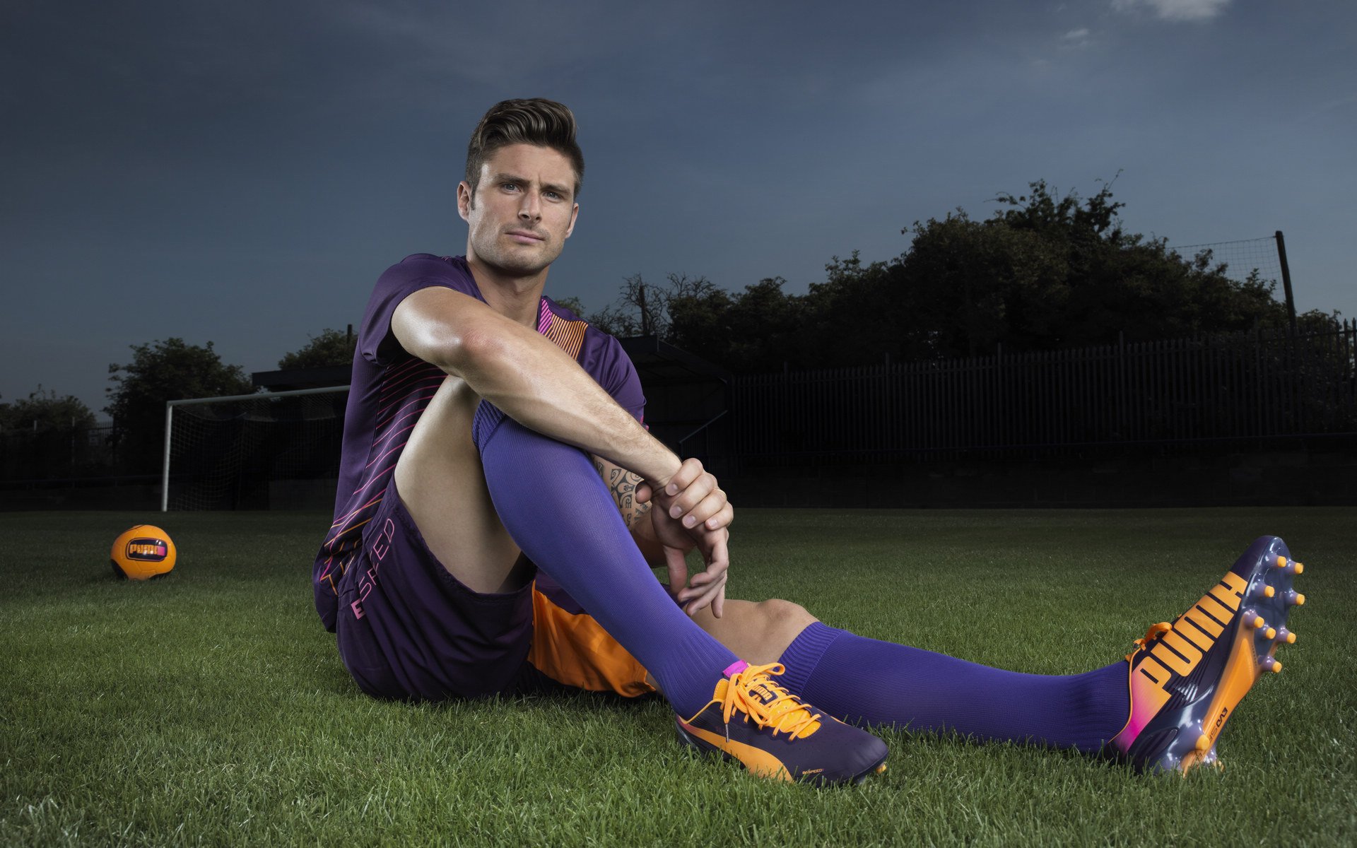 红魔铁腕终结悬念,勒沃库森饮恨;帕尔默关键回合展大将之风